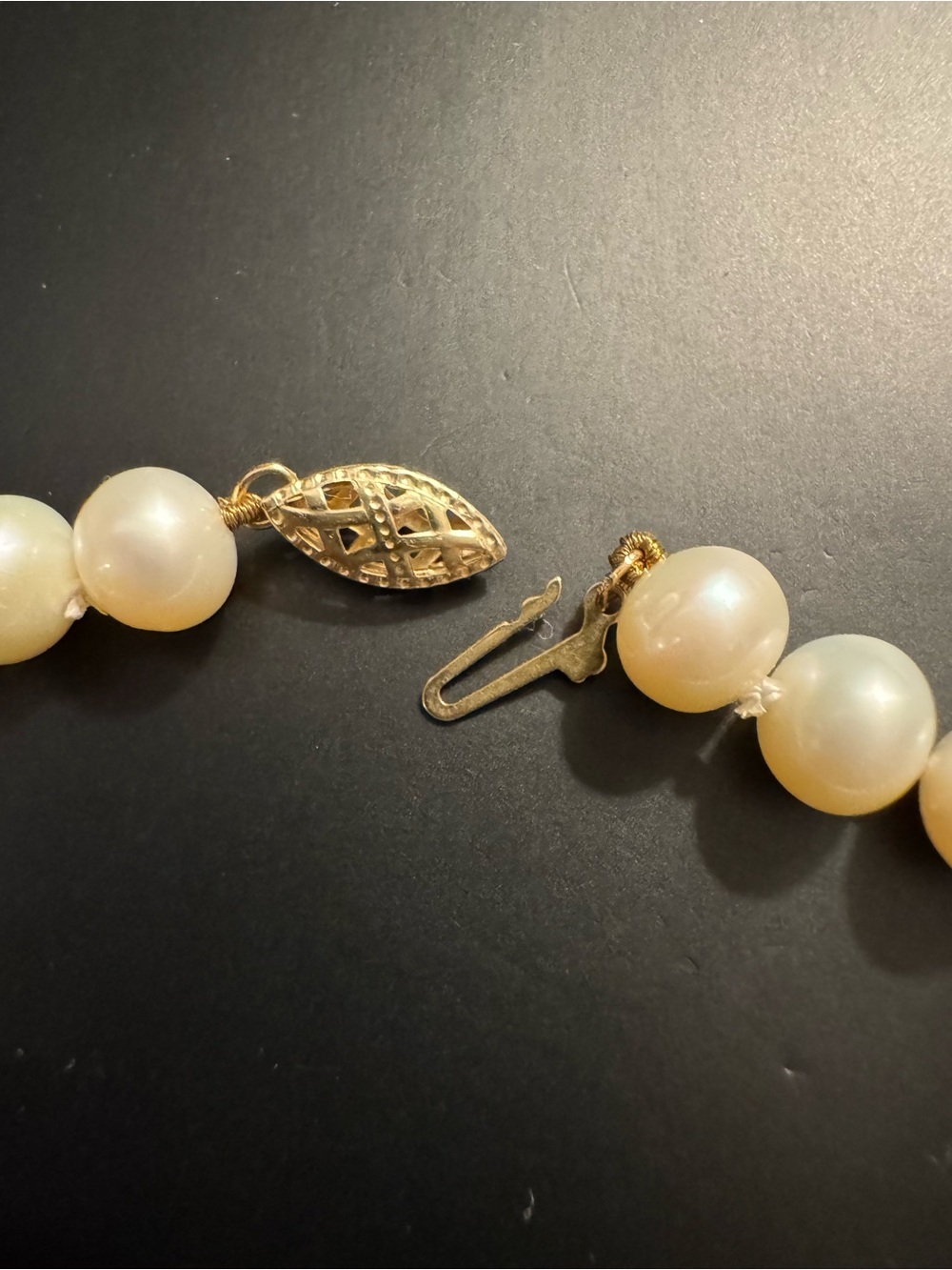 14K Gold Genuine Cultured Pearl Bracelet 8” Knotted - Signed CP - Picture 4 of 5